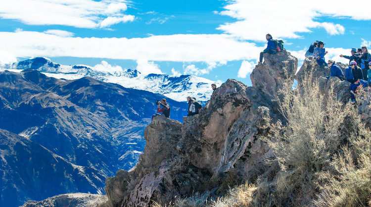 Groupe de voyageurs au Canyon de Colca