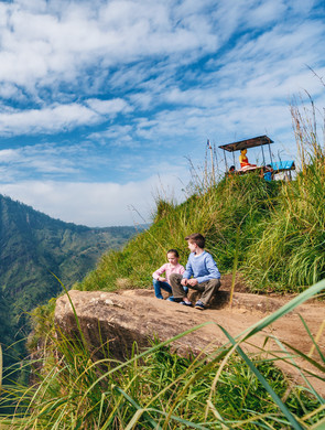 Family travellers in Sri Lanka