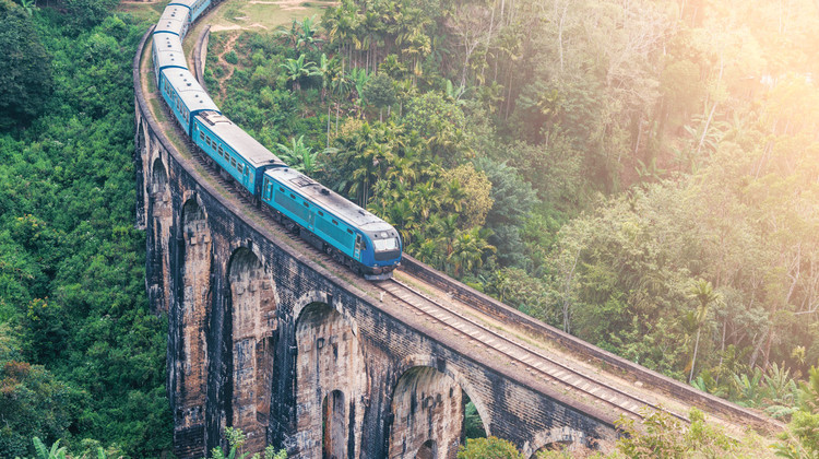 Le train : moyen de transport typique du Sri Lanka