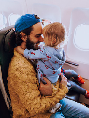 Occuper ses enfants pendant un vol en avion